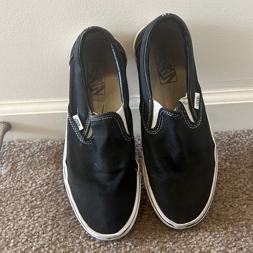 Black Slip-on Vans